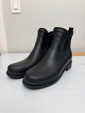 Cougar Drew Waterproof Rubber Chelsea Rain Boots Womens Size 10